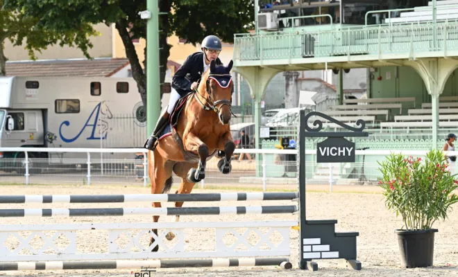 Finale Régionale SHF avec L'Impératrice Numénor., Le Chambon Fougerolles, Les Ecuries d'Angelin