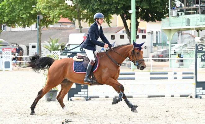 Finale Régionale SHF avec L'Impératrice Numénor., Le Chambon Fougerolles, Les Ecuries d'Angelin